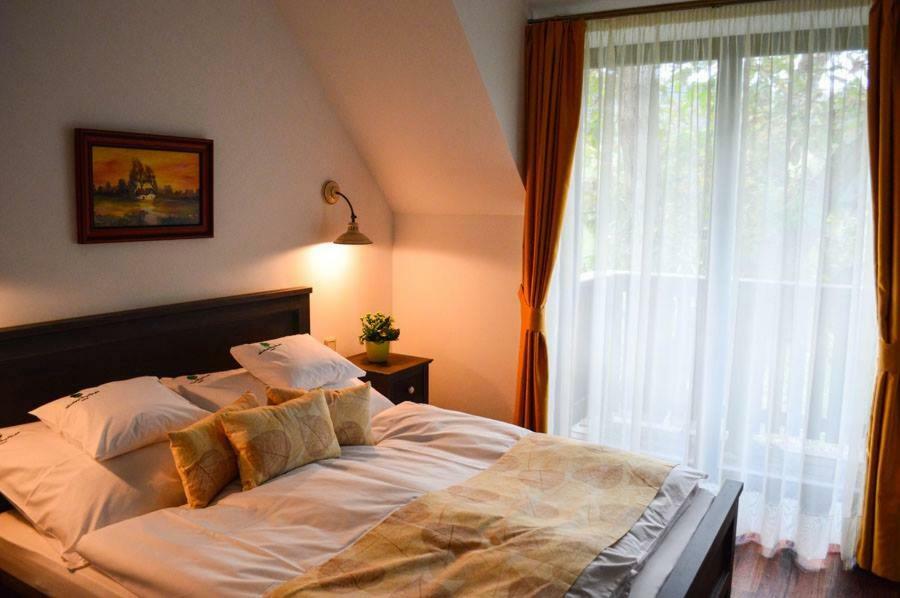 Somhegyi Oereg Harsfak Major Vendeghaz Bed & Breakfast Bakonybel Ngoại thất bức ảnh