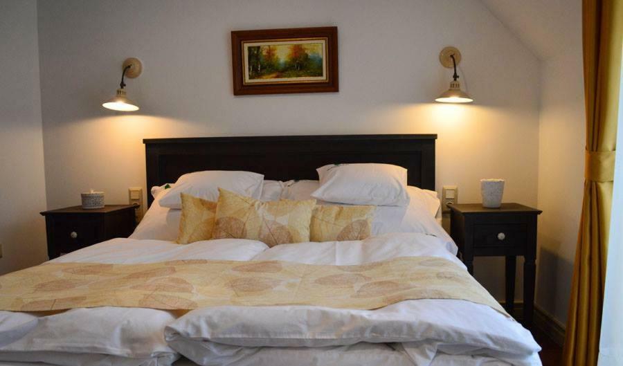 Somhegyi Oereg Harsfak Major Vendeghaz Bed & Breakfast Bakonybel Ngoại thất bức ảnh