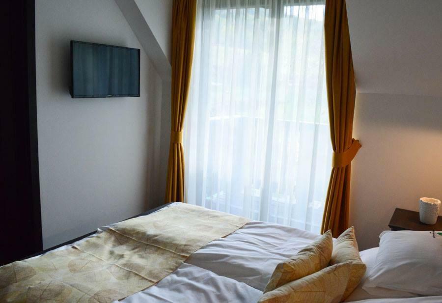 Somhegyi Oereg Harsfak Major Vendeghaz Bed & Breakfast Bakonybel Ngoại thất bức ảnh