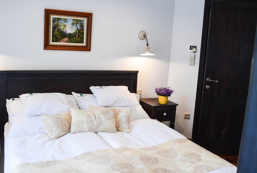 Somhegyi Oereg Harsfak Major Vendeghaz Bed & Breakfast Bakonybel Ngoại thất bức ảnh